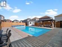 75 BERGENSTEIN CRESCENT | Fonthill Ontario | Slide Image Thirty-five