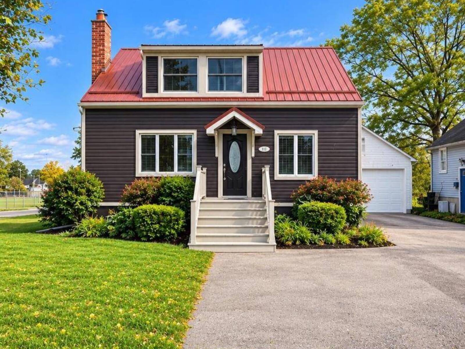401 FIELDEN AVENUE, Port Colborne, Ontario L3K 4T9