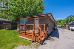 10 NEWLEAF CRESCENT | Welland Ontario | Slide Image Two