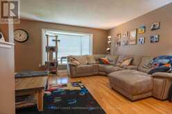 10 NEWLEAF CRESCENT | Welland Ontario | Slide Image Four