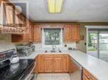 7102 BURBANK CRESCENT | Niagara Falls Ontario | Slide Image Thirteen