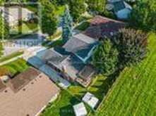 7102 BURBANK CRESCENT | Niagara Falls Ontario | Slide Image Thirty