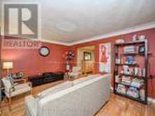 7102 BURBANK CRESCENT | Niagara Falls Ontario | Slide Image Seven