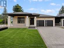 21 ACCURSI CRESCENT | Fonthill Ontario | Slide Image One