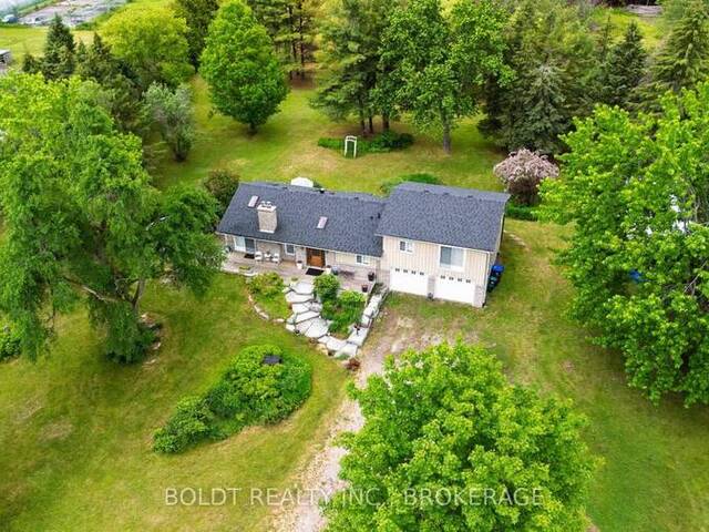 5832 5TH SIDE ROAD Innisfil Ontario, L0L 1L0 - 3 Bedrooms Home For Sale