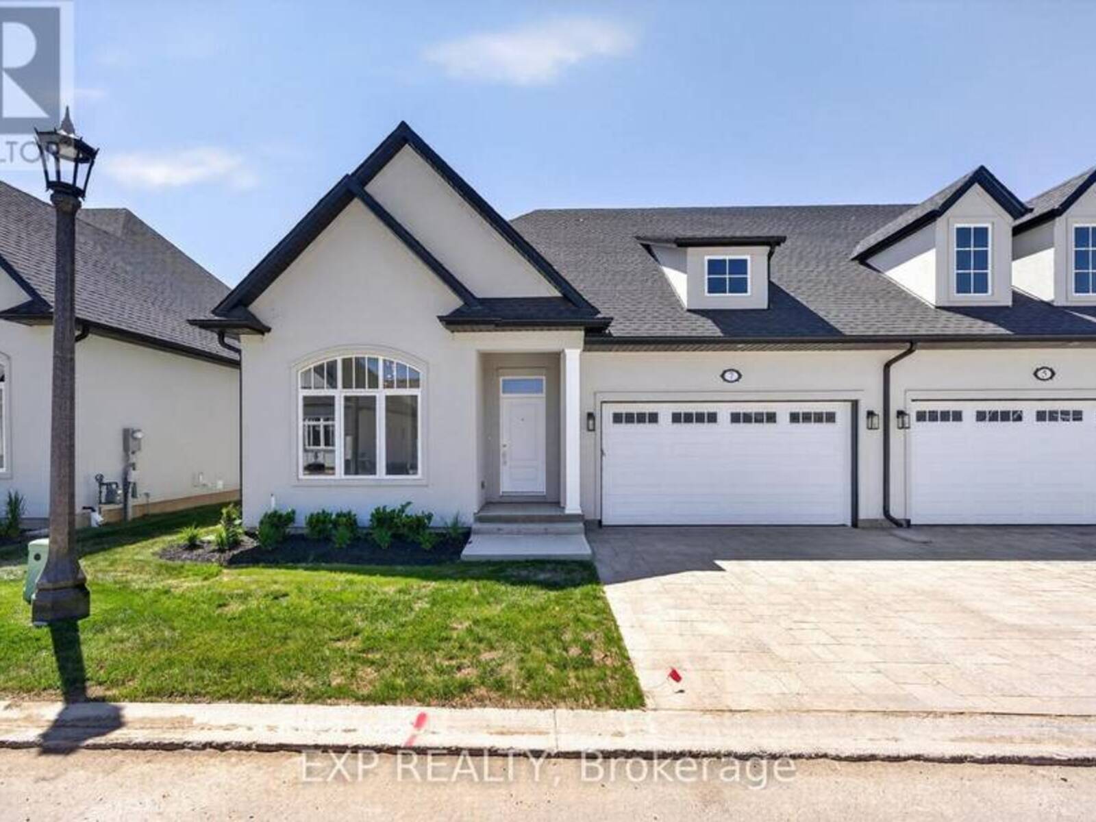 8 BUTTERNUT CRESCENT, Fort Erie, Ontario L0S 1N0
