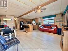 7 HICKORY LANE | Port Colborne Ontario | Slide Image Three