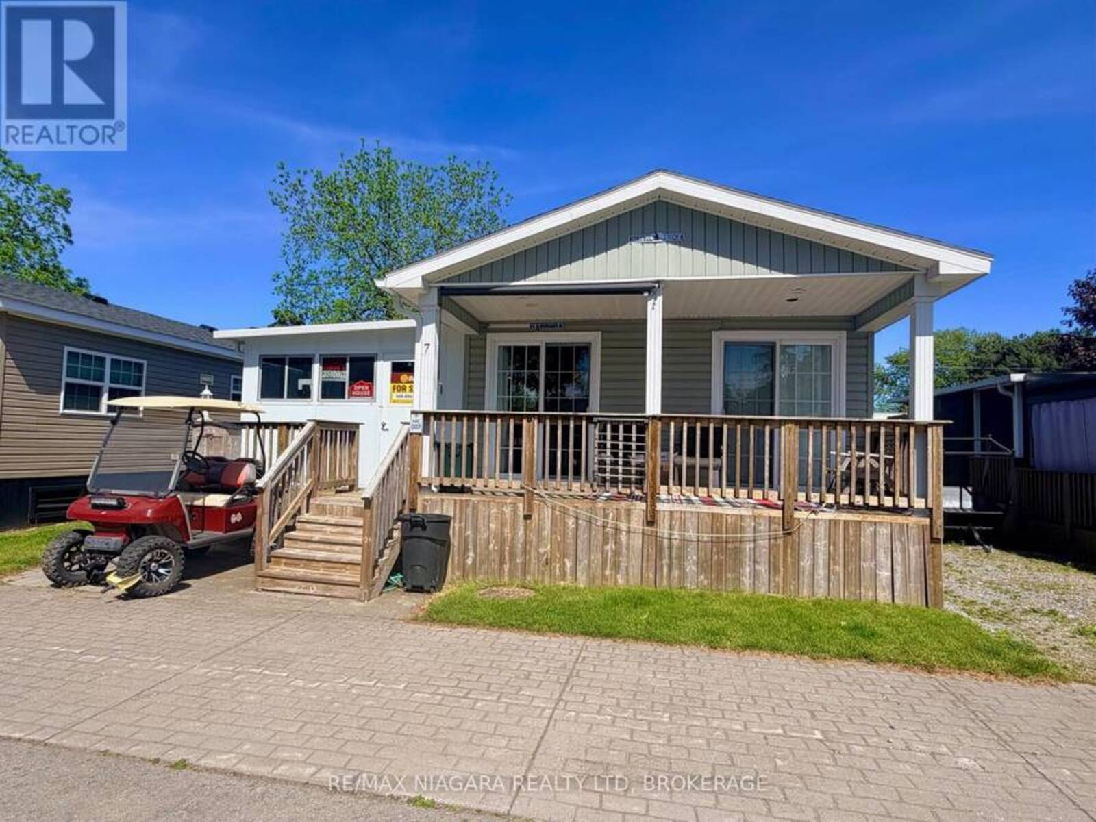 7 HICKORY LANE, Port Colborne, Ontario L0S 1R0
