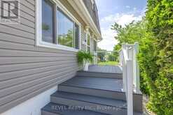 373 HENNEPIN AVENUE | Welland Ontario | Slide Image Three
