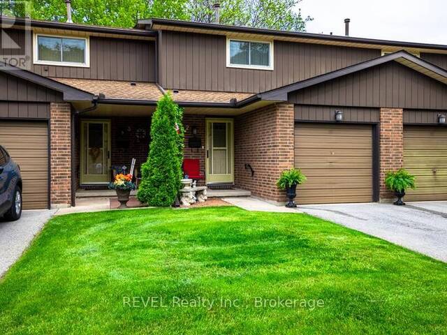 2 - 64 FORSTER STREET St. Catharines Ontario, L2N 6T5 - 3 Bedrooms Condo For Sale