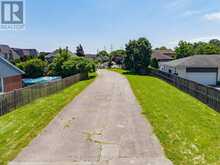 2441 COLANGELO DRIVE | Niagara Falls Ontario | Slide Image Three