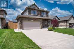 9385 EAGLE RIDGE DRIVE | Niagara Falls Ontario | Slide Image Two
