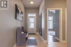 19 CRIMSON DRIVE | Niagara-on-the-Lake Ontario | Slide Image Four
