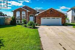 6 CEDAR COURT | St. Catharines Ontario | Slide Image Four