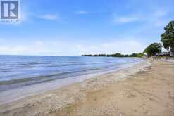 11803 LAKESHORE ROAD | Wainfleet Ontario | Slide Image Eight