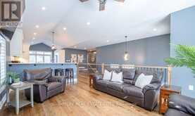 1 HURRICANE ROAD | Fonthill Ontario | Slide Image Fifteen