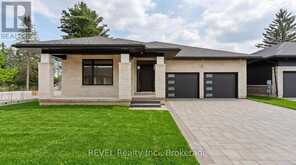 23 ACCURSI CRESCENT | Fonthill Ontario | Slide Image One