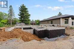 23 ACCURSI CRESCENT | Fonthill Ontario | Slide Image Three