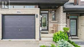 3954 CROWN STREET | Beamsville Ontario | Slide Image One