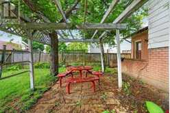 34 CRESTCOMBE ROAD | St. Catharines Ontario | Slide Image Sixteen