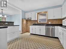 34 CRESTCOMBE ROAD | St. Catharines Ontario | Slide Image Six