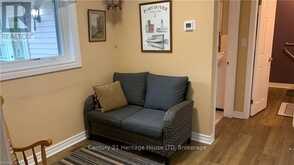 1084 QUAKER ROAD | Fonthill Ontario | Slide Image Twenty-eight