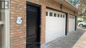 1084 QUAKER ROAD | Fonthill Ontario | Slide Image Six
