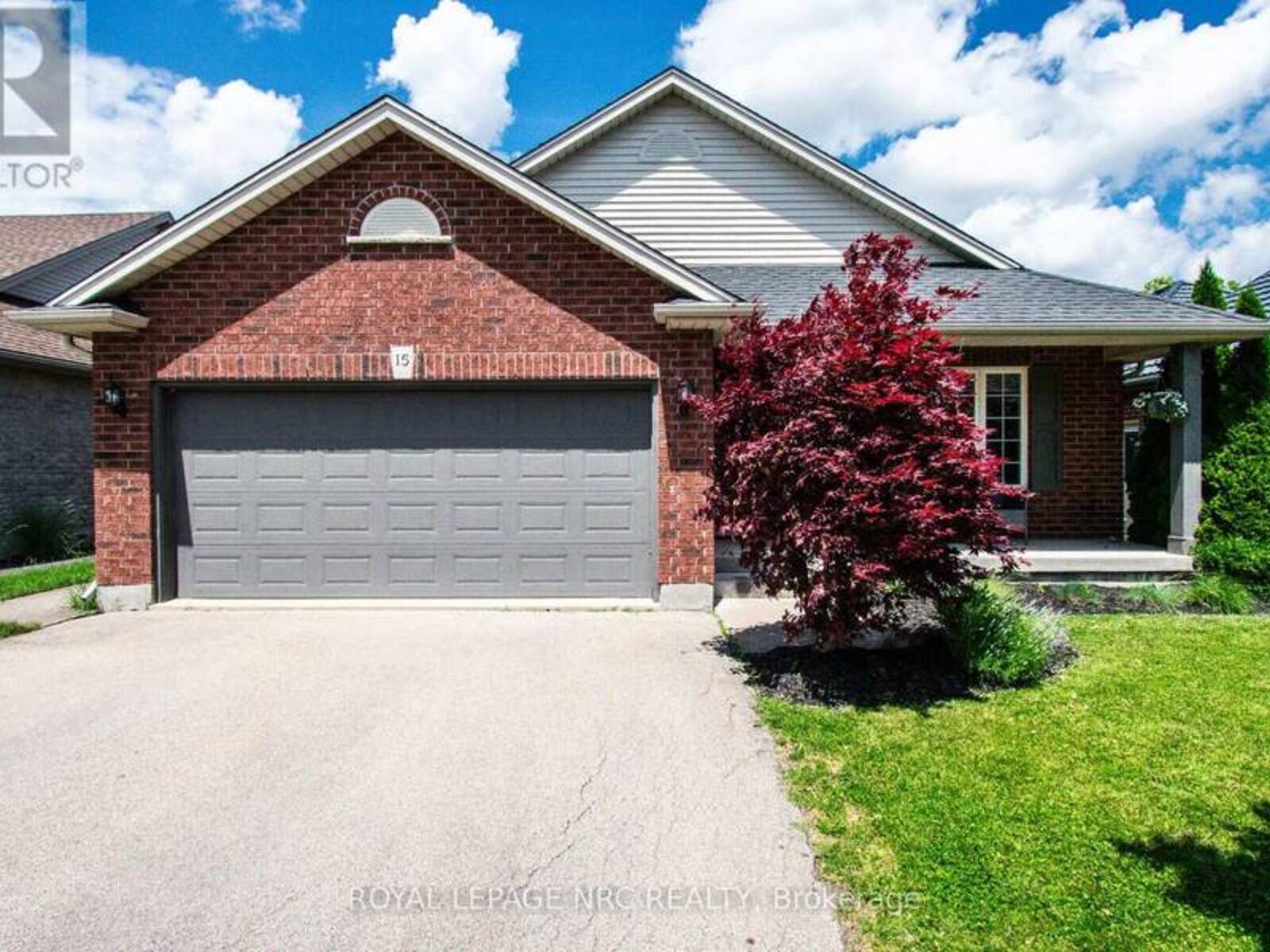 15 ARLENE STREET, St. Catharines, Ontario L2S 4C9