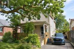 10 ROSE AVENUE | Thorold Ontario | Slide Image Four
