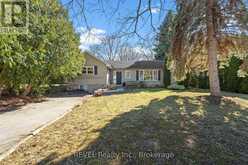 639 PENNER STREET | Niagara-on-the-Lake Ontario | Slide Image Two