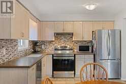 7722 YVETTE CRESCENT | Niagara Falls Ontario | Slide Image Four