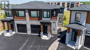 7386 SPLENDOUR DRIVE | Niagara Falls Ontario | Slide Image One