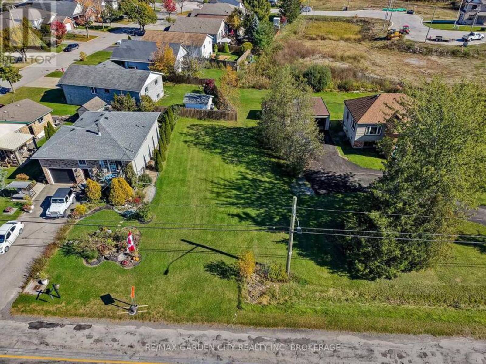 156 KINGSWAY, Welland, Ontario L3B 3N9