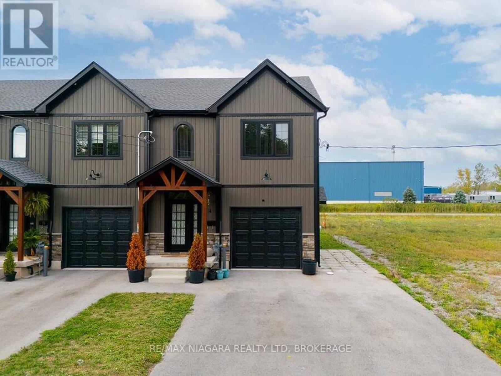 47 OMER AVENUE, Port Colborne, Ontario L3K 3Y4