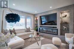 33 WEST FARMINGTON DRIVE | St. Catharines Ontario | Slide Image Seven