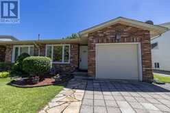 4916 HOMESTEAD DRIVE | Beamsville Ontario | Slide Image Eleven