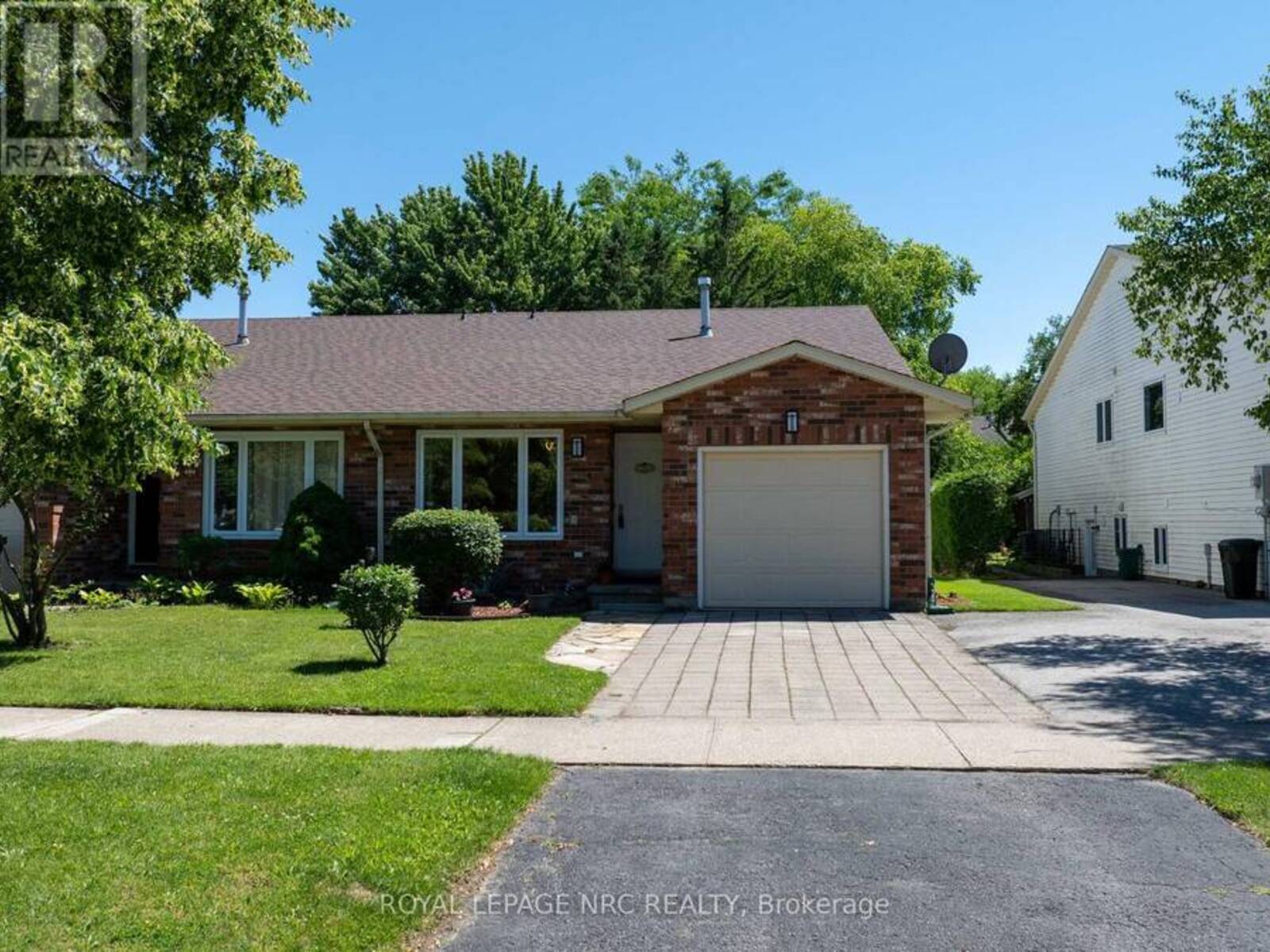 4916 HOMESTEAD DRIVE, Beamsville, Ontario L3J 0C4