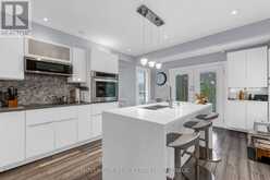 7 BAHAMA BAY | St. Catharines Ontario | Slide Image Six