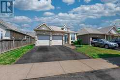 18 WILLSON CROSSING COURT | Fonthill Ontario | Slide Image Two
