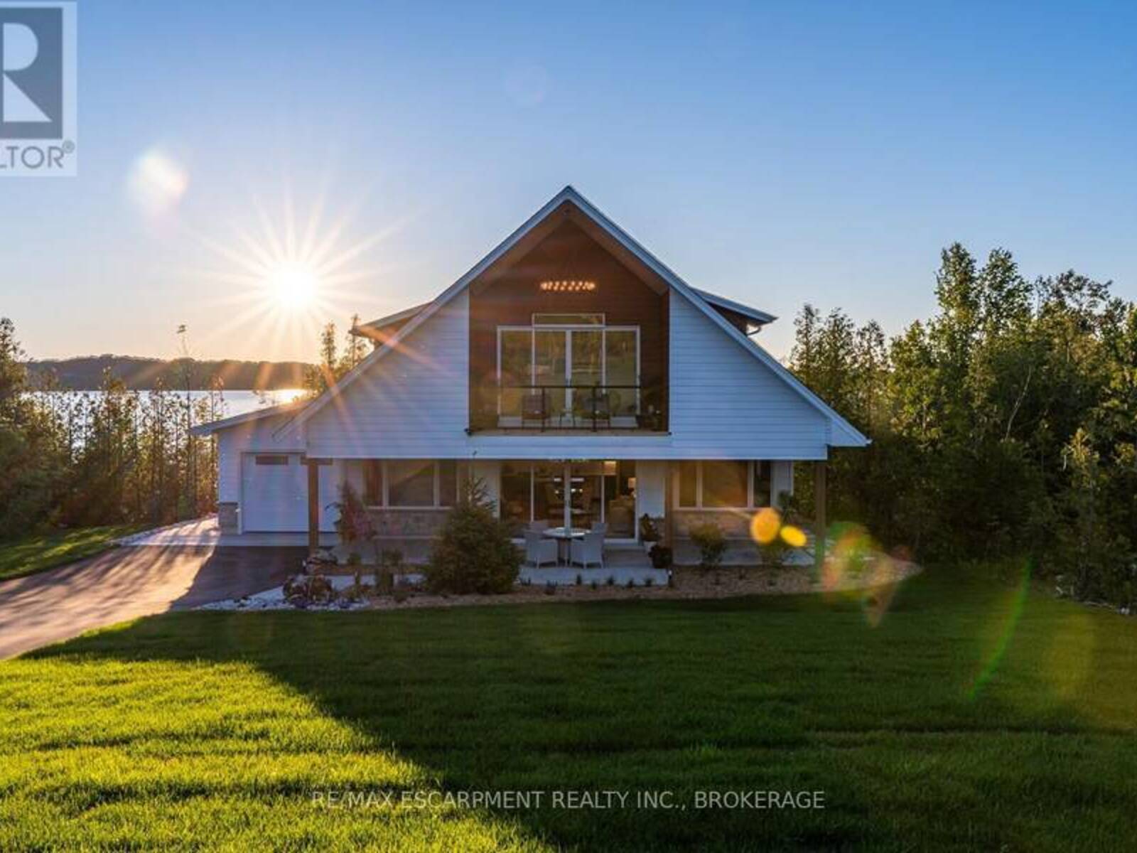 165 WILSON DRIVE, Georgian Bluffs, Ontario N0H 2T0