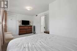 26 LOWELL AVENUE | St. Catharines Ontario | Slide Image Thirty-one