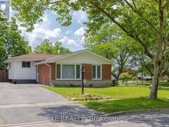 7116 CENTENNIAL STREET Niagara Falls Ontario, L2G 2Z1