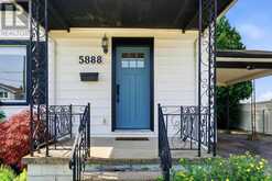 5888 KEITH STREET | Niagara Falls Ontario | Slide Image Four