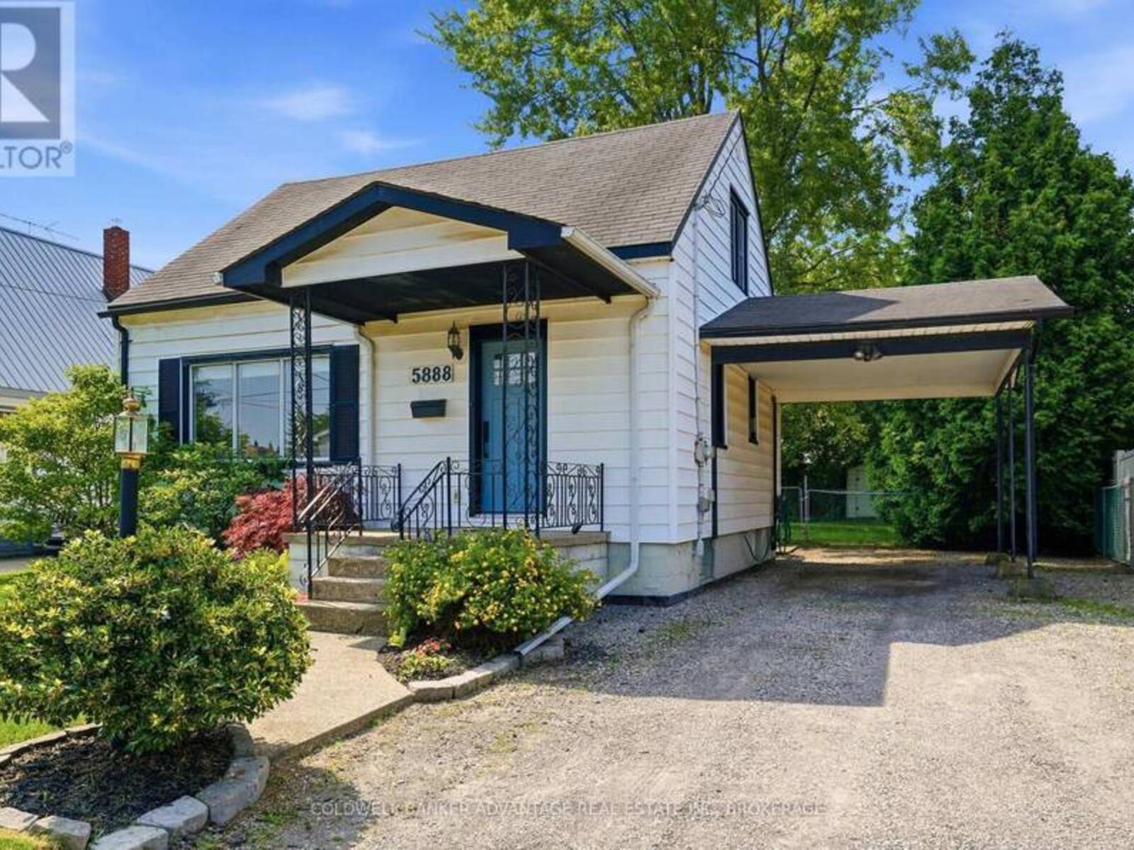 5888 KEITH STREET, Niagara Falls, Ontario L2J 1J9