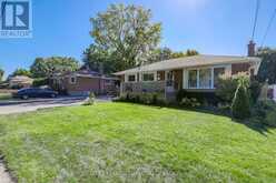 6528 STAMFORD GREEN DRIVE | Niagara Falls Ontario | Slide Image Three