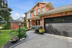 4 GREENVALE COURT | Fonthill Ontario | Slide Image Two