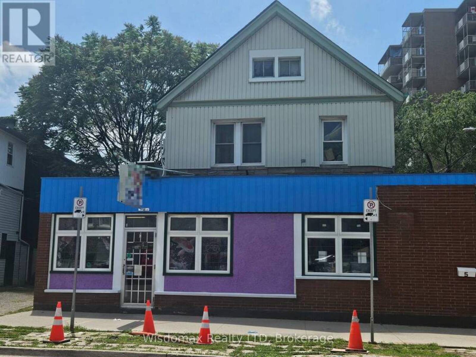 5 COURT STREET, St. Catharines, Ontario L2R 4R3