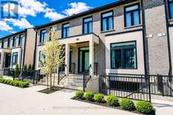 153 SUMMERSIDES BOULEVARD | Fonthill Ontario | Slide Image One