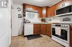 4 CLIFFORD AVENUE | Welland Ontario | Slide Image Twelve