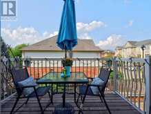 91 WILLOW LANE | Grimsby Ontario | Slide Image Eighteen